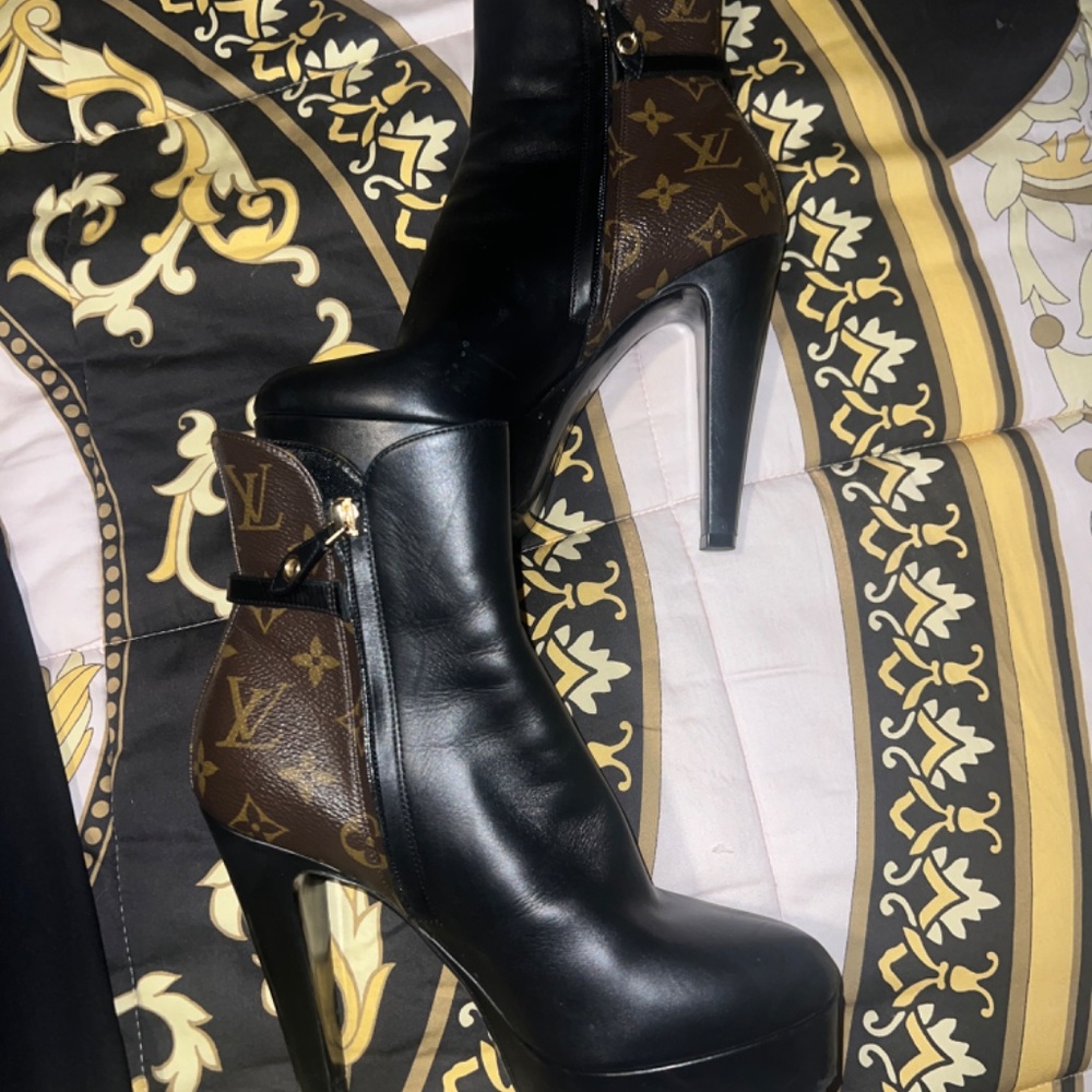 Receipt included Louis Vuitton boots afterglow sz38 - Picture 5 of 8